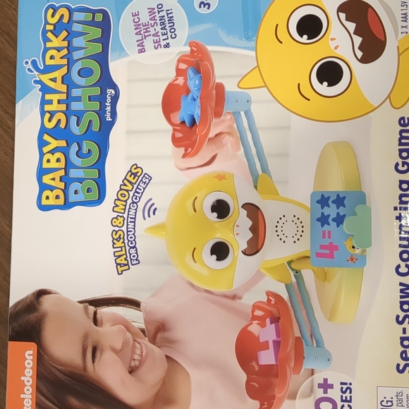 Baby Shark Sea-Saw Counting Game NWOT - Picture 3 of 9